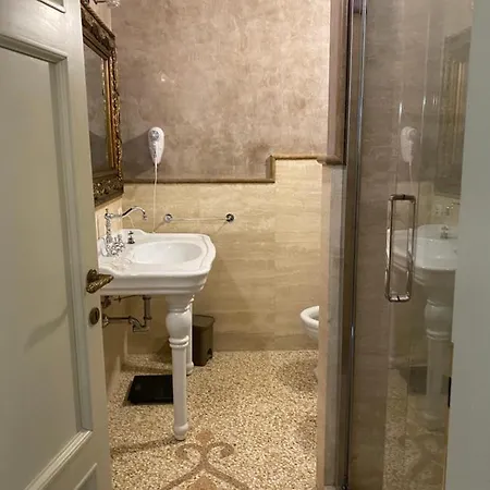 Casa Dei Cherubini ルッカ